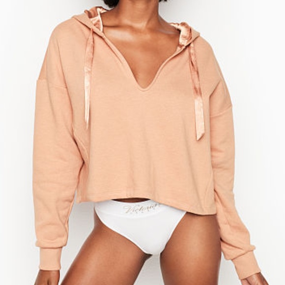 Victoria's Secret Tops - NWT VICTORIA’S SECRET Sueded Fleece Crop Hoodie